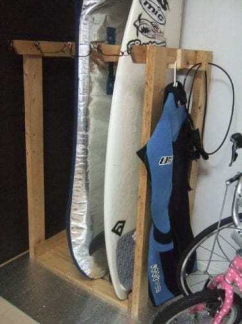 サーフボードラックの画像